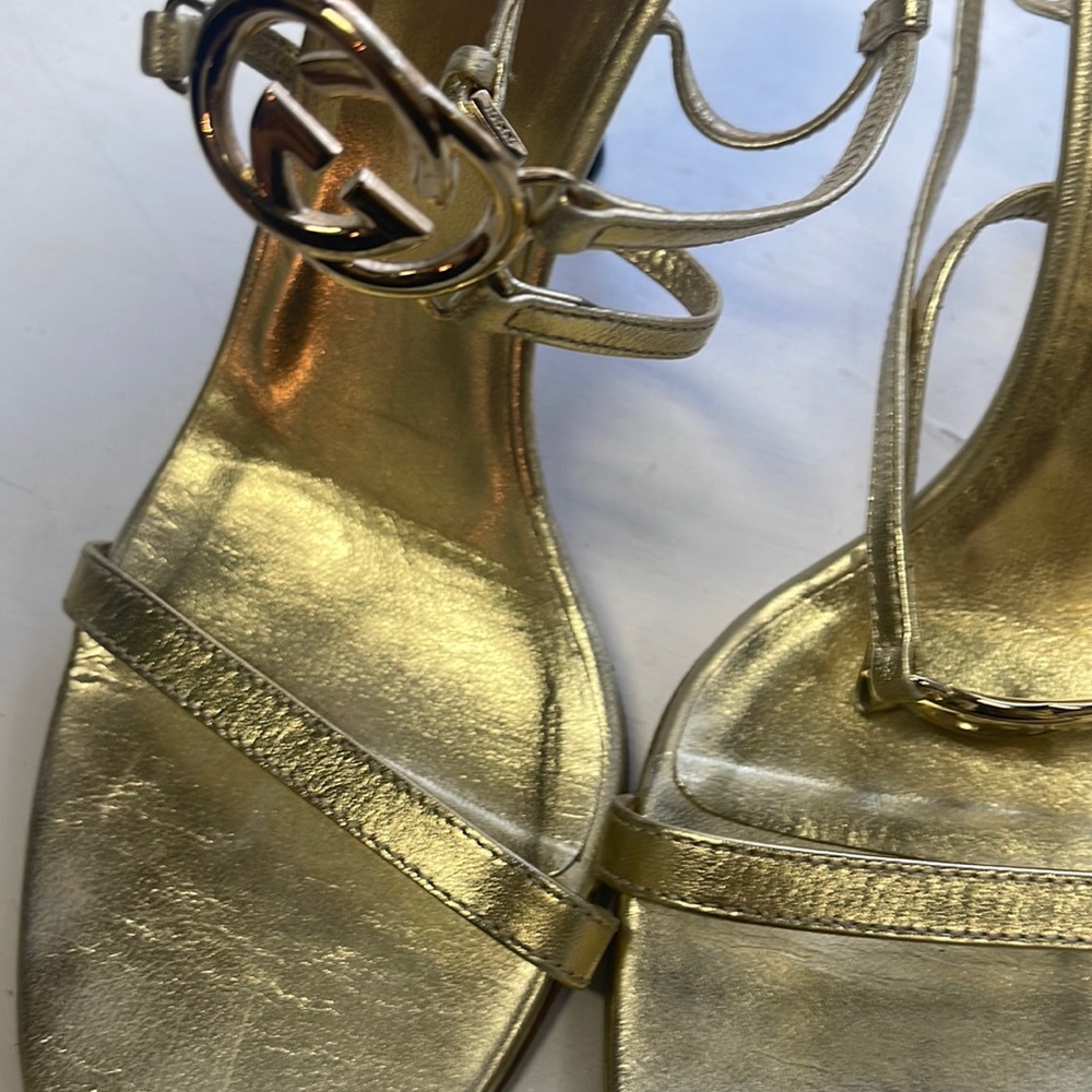 AUTHENTIC GUCCI Made in Italy 🇮🇹 US 8B Sandals Heels Light Gold